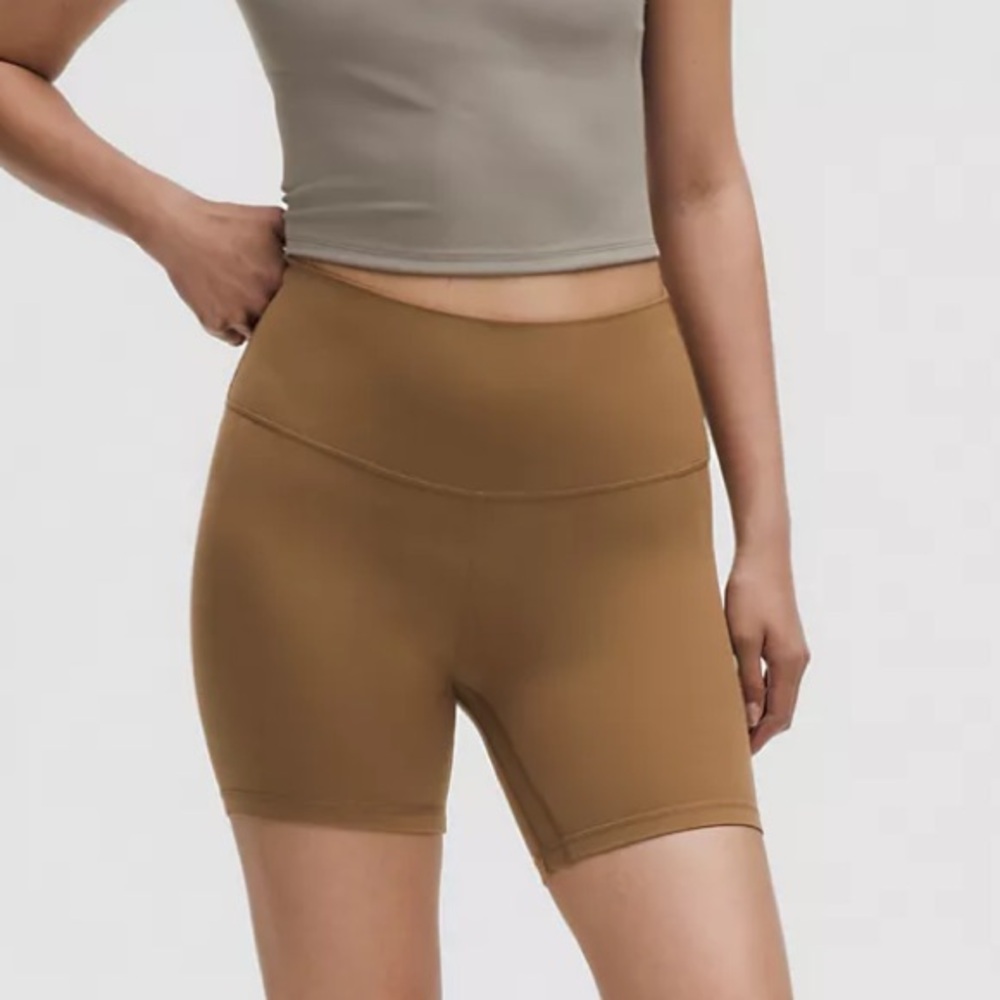 NWT Lululemon Align HR Short
